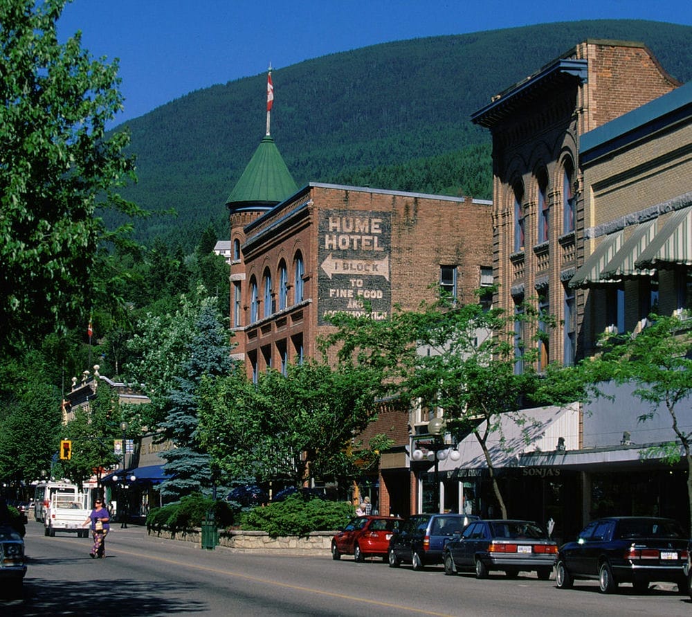 A picture of the City of Nelson.