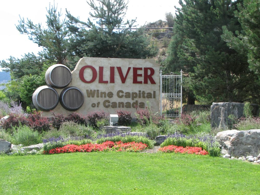 A picture of the Town of Oliver.